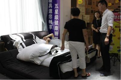 一統(tǒng)國(guó)際家居廣州旗艦店羊城首戰(zhàn)告捷，引領(lǐng)家居消費(fèi)新風(fēng)尚